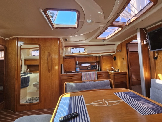 Bavaria Yachts 39 Cruiser preowned for sale