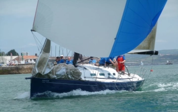 Beneteau First 40.7 gebraucht zum verkauf