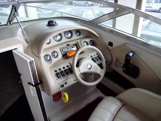 Sea Ray 240 OV gebrauchtes zum verkauf