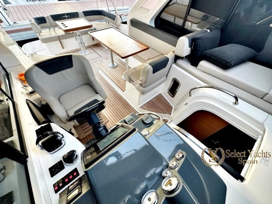 Bavaria Yachts 360 Sport HT gebraucht zum verkauf