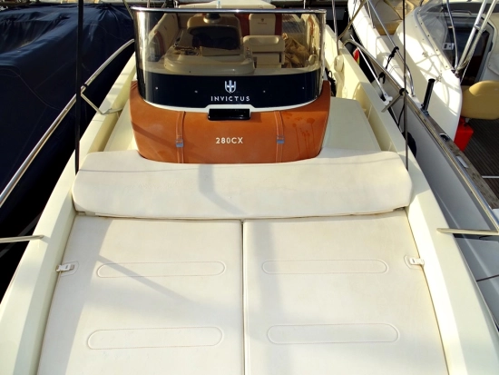 Invictus Yacht CX 280 d’occasion à vendre