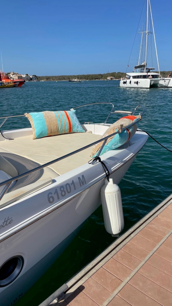 Sessa Marine Key Largo 27 IB preowned for sale