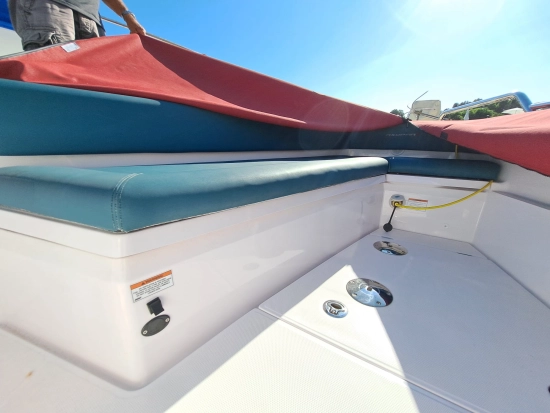 Axopar 28 Cabin preowned for sale