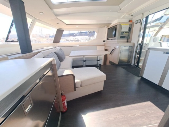 Fountaine Pajot Tanna 47 Maestro Version preowned for sale