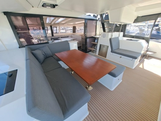 Fountaine Pajot Tanna 47 Maestro Version preowned for sale