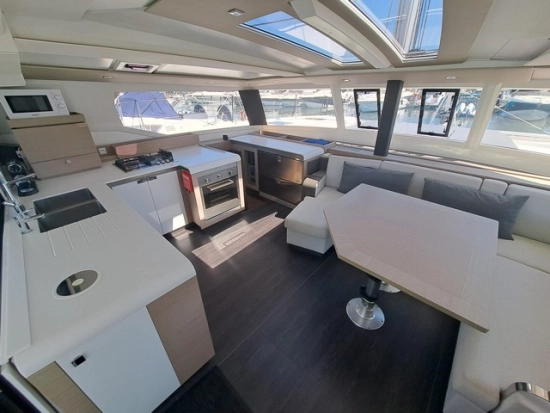 Fountaine Pajot Tanna 47 Maestro Version preowned for sale