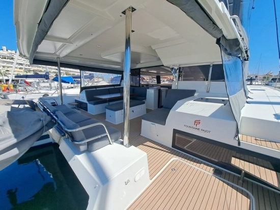 Fountaine Pajot Tanna 47 Maestro Version preowned for sale