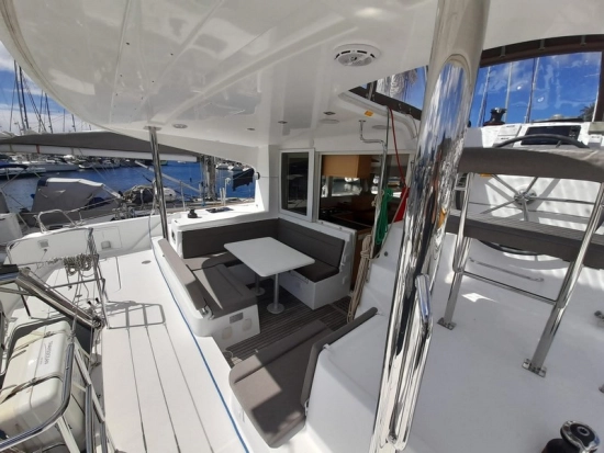 Lagoon 39 preowned for sale