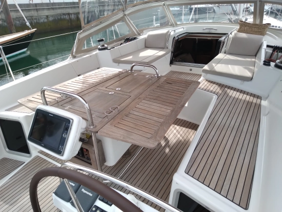 Jeanneau 57 preowned for sale