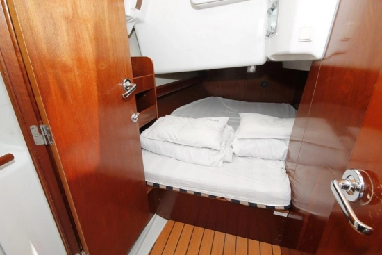 Beneteau Oceanis 423 Clipper preowned for sale