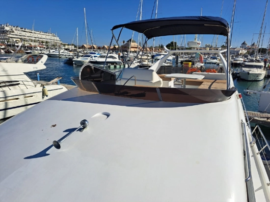 Sunseeker Manhattan 62 preowned for sale