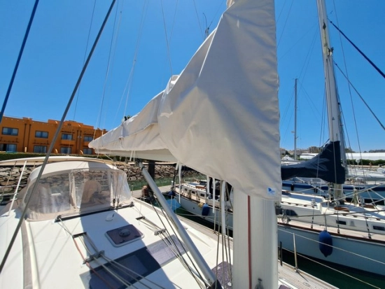 Beneteau Oceanis 54 preowned for sale