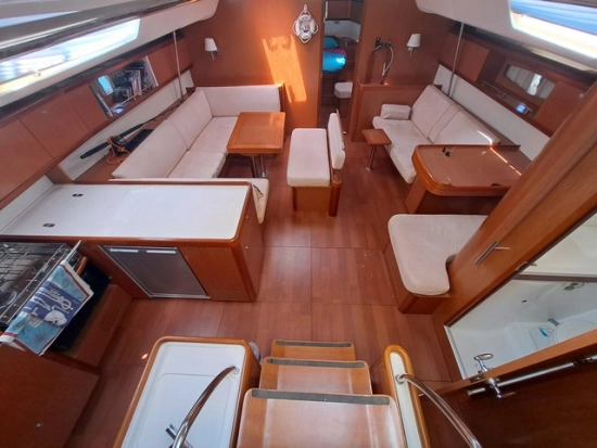 Beneteau Oceanis 54 preowned for sale