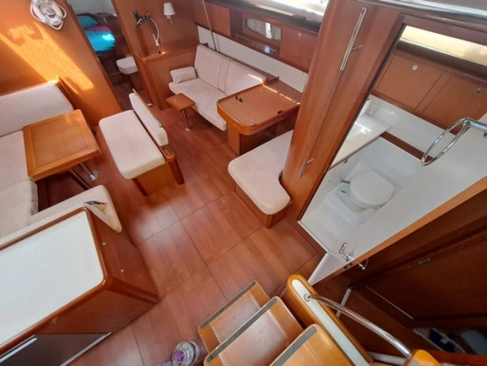 Beneteau Oceanis 54 preowned for sale