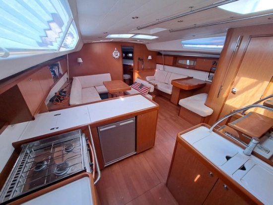 Beneteau Oceanis 54 preowned for sale