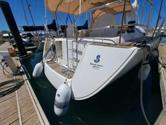 Beneteau Oceanis 54 preowned for sale