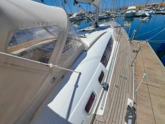 Beneteau Oceanis 54 preowned for sale