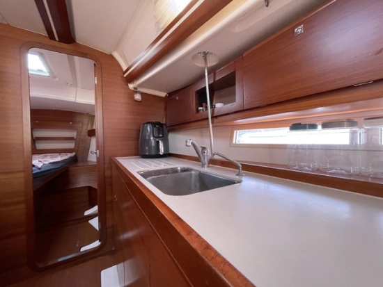 Dufour Yachts Grand Large 380 preowned for sale