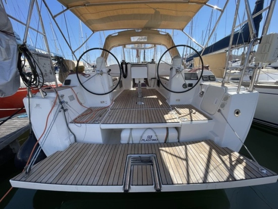 Dufour Yachts Grand Large 380 preowned for sale