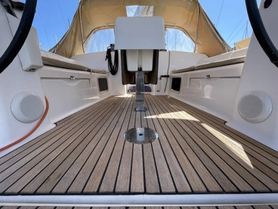 Dufour Yachts Grand Large 380 preowned for sale