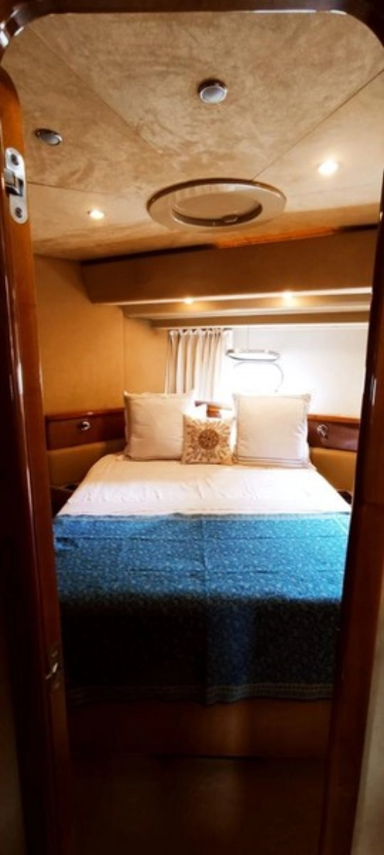 Ferretti F 620 preowned for sale