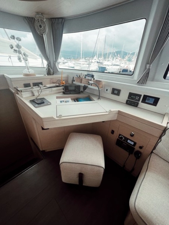 Lagoon 46 preowned for sale