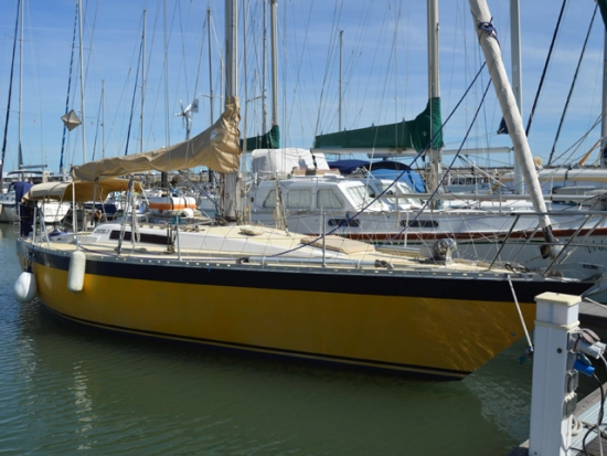 Oyster 37 preowned for sale