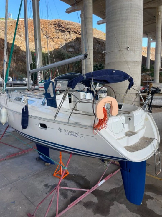 Jeanneau Sun Odyssey 37.2 preowned for sale