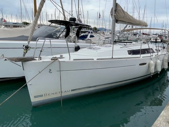 Beneteau Oceanis 34 preowned for sale