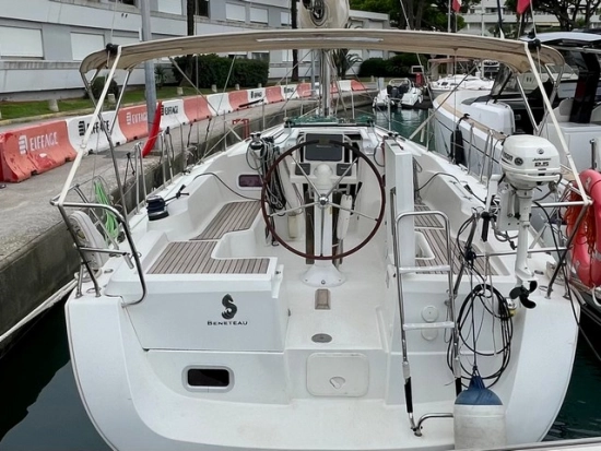 Beneteau Oceanis 34 preowned for sale