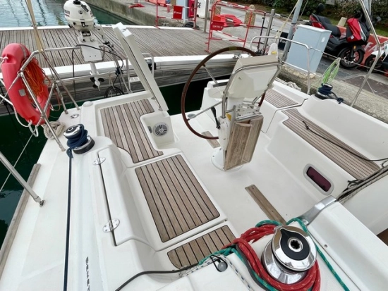 Beneteau Oceanis 34 preowned for sale