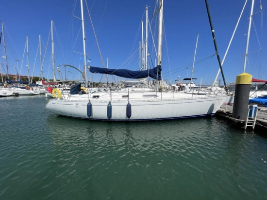 Dufour Yachts 38 Classic preowned for sale