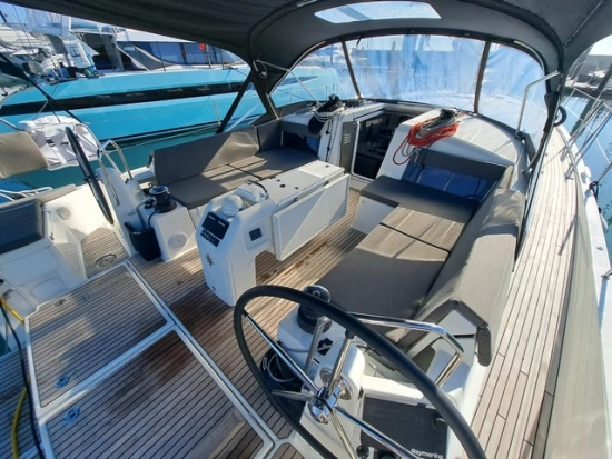 Jeanneau Sun Odyssey 490 preowned for sale