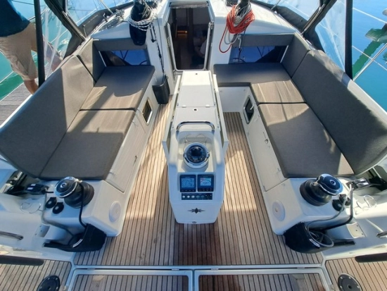 Jeanneau Sun Odyssey 490 preowned for sale