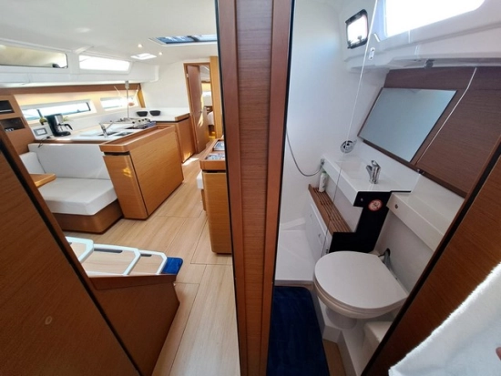 Jeanneau Sun Odyssey 490 preowned for sale