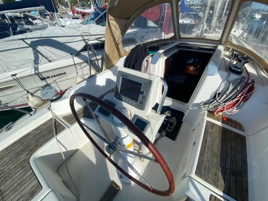 Beneteau Oceanis 34 preowned for sale