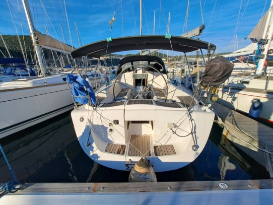 Elan Yachts 40 preowned for sale