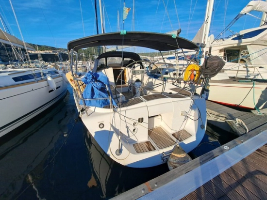 Elan Yachts 40 preowned for sale