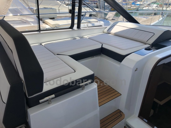 Jeanneau leader 46 preowned for sale