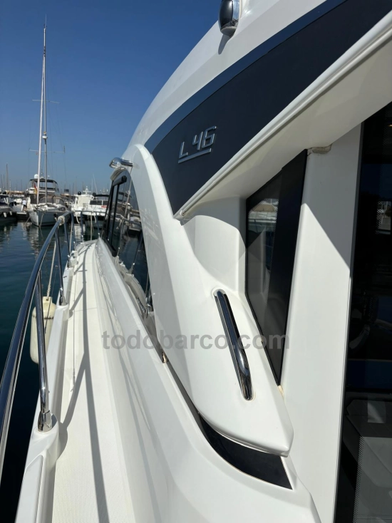 Jeanneau leader 46 preowned for sale