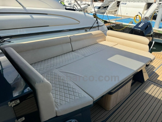 Tesoro Yachts Power cat 38 preowned for sale