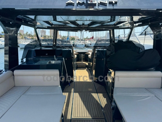 Tesoro Yachts Power cat 38 preowned for sale