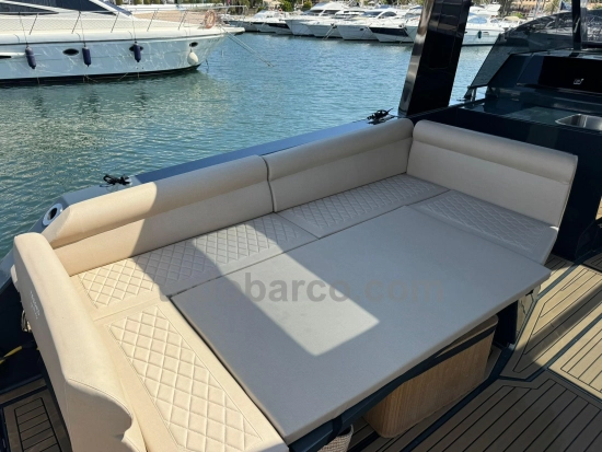 Tesoro Yachts Power cat 38 preowned for sale