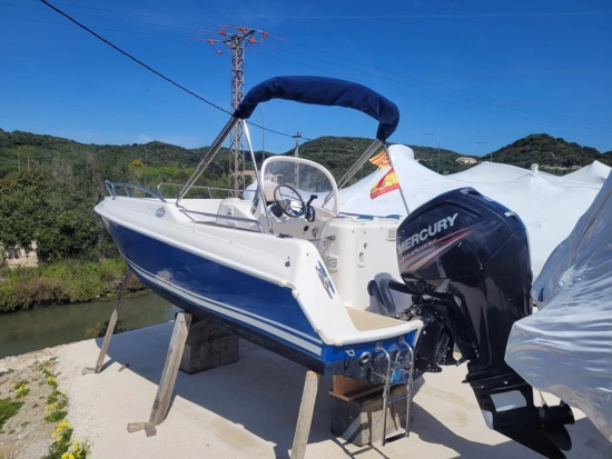 Quicksilver Commander QS500 preowned for sale