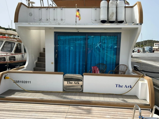 MARDAYA TIBURÓN CATAMARÁN 70 POWER preowned for sale