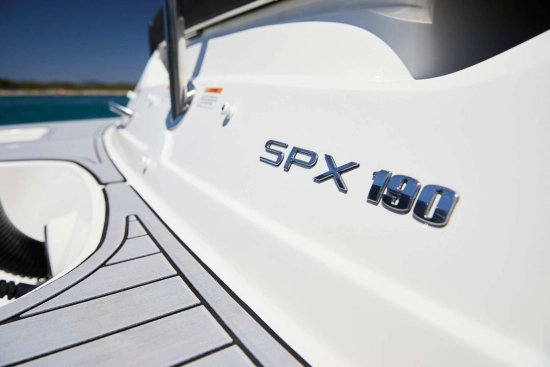 Sea Ray SPX 190  OB brand new for sale