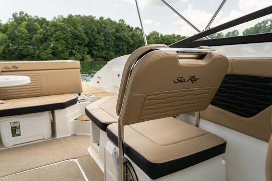 Sea Ray SPX 230 brand new for sale