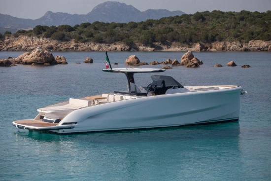 Solaris Power 44 Open brand new for sale