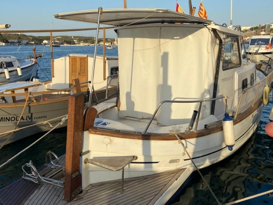 Capeador Conquistador 43 preowned for sale