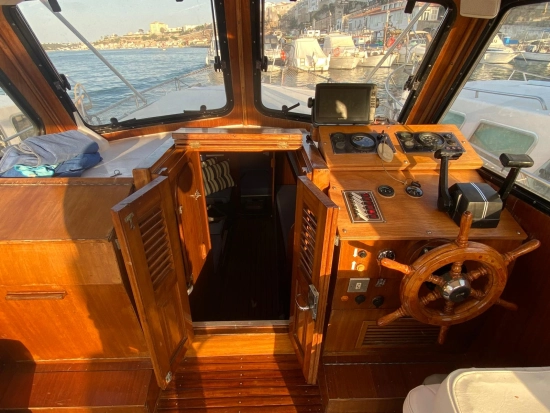 Capeador Conquistador 43 preowned for sale